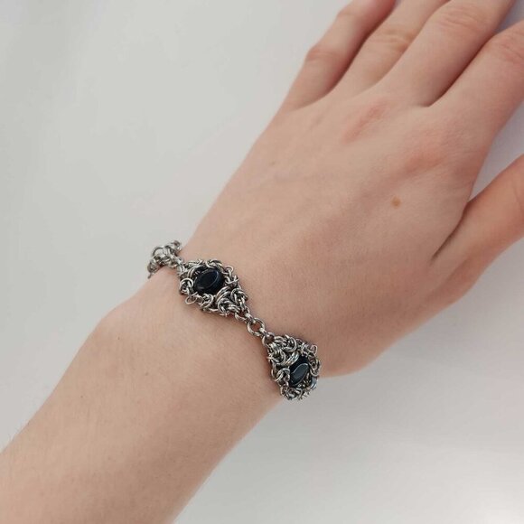 Vintage gothic black onyx chain mail bracelet ✦ Victorian Vampire style ✦ - Picture 3 of 12